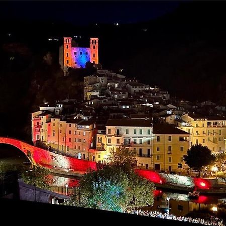 Giorgio'S Inn Dolceacqua Bagian luar foto