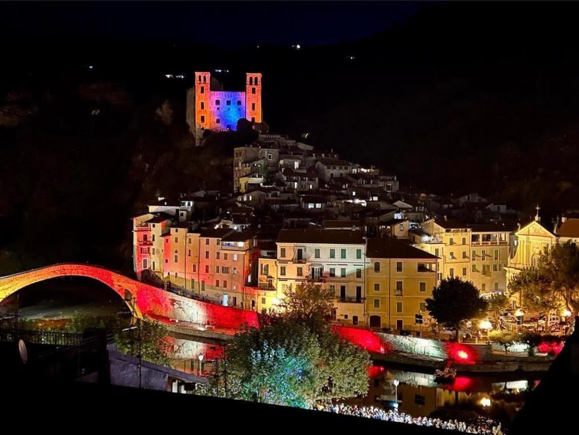Giorgio'S Inn Dolceacqua Bagian luar foto